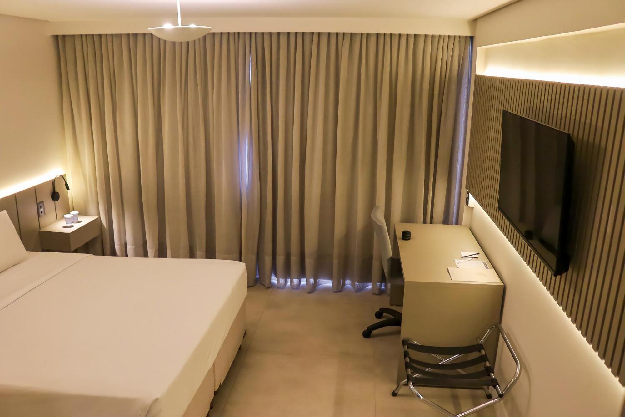 Sj Premium Hotels By Atlantica ゴイアニア エクステリア 写真